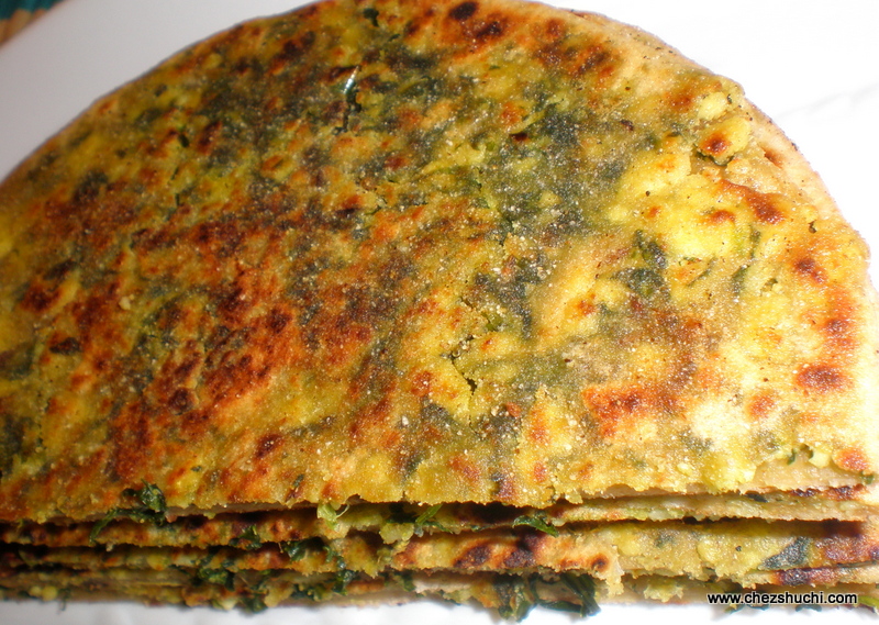 methi paneer paratha